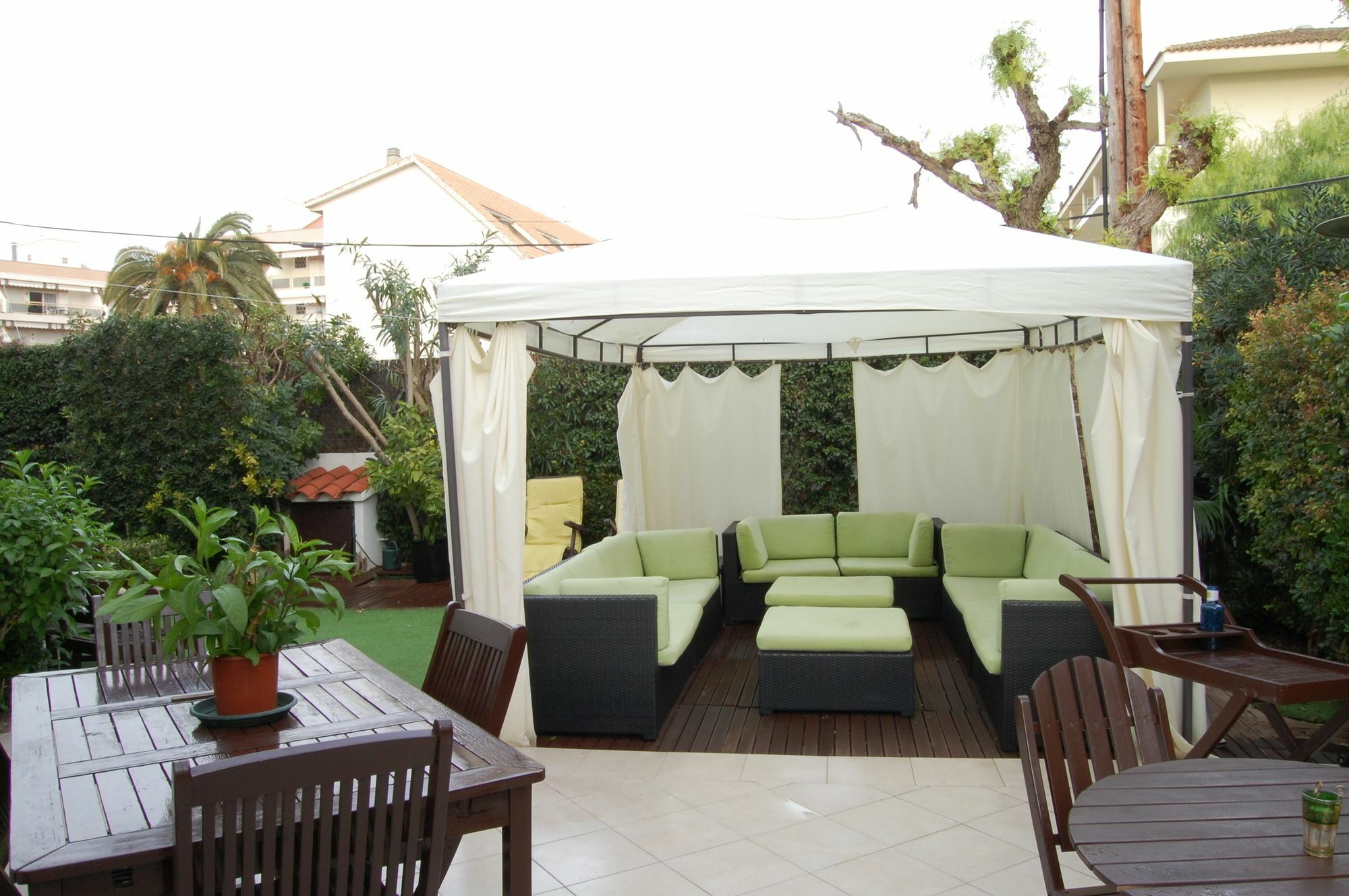New Opening Villa Oasis Terramar 锡切斯 外观 照片